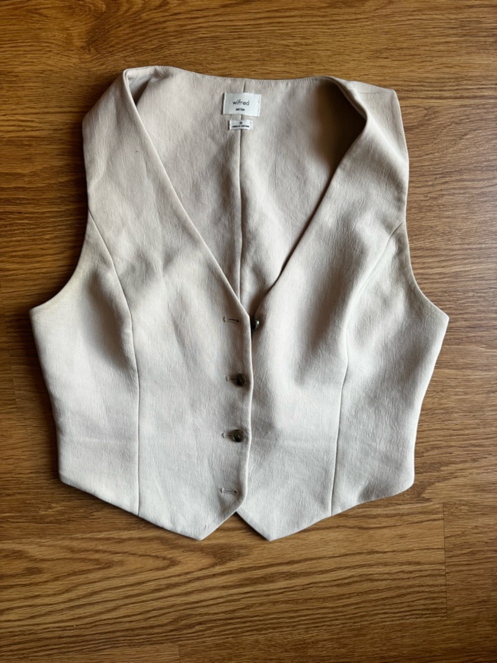Wilfred Light Cream Sleeveless Tailored Vest